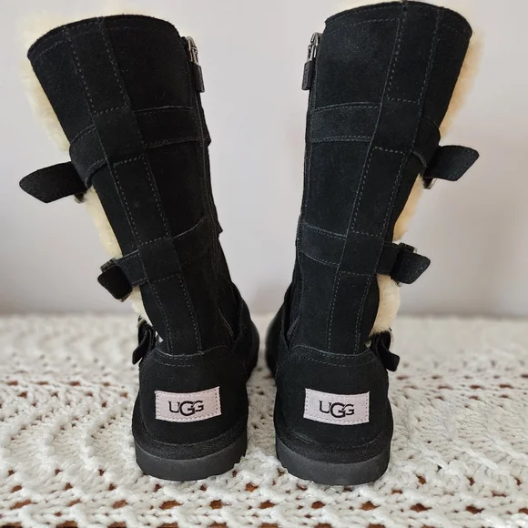 UGG Maddi II Black Shearling Lined Boots Size 4 - Picture 3 of 10